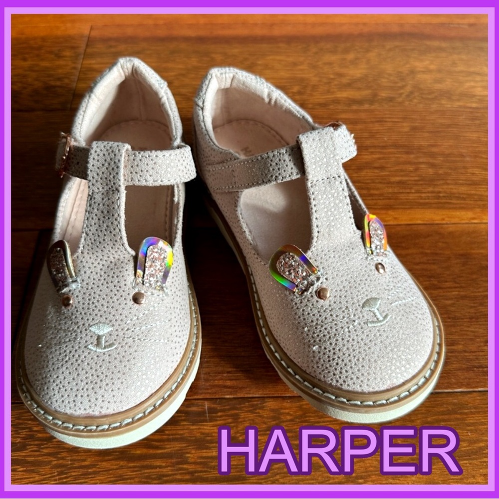 🐰Girls Kids Light Dove Gray Dress Shoes with T-Strap / Bunny Ears - Sz 9